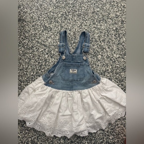 OshKosh B'gosh Denim and White Eyelet Overalls - 2T - Picture 3 of 3